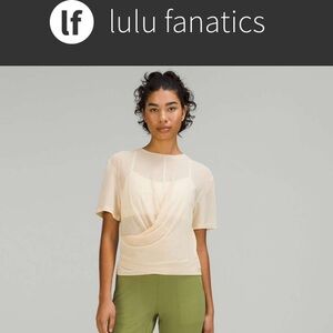 NWT Lululemon Lightweight Mesh Reversible Yoga T-Shirt 10 Prosecco Cream Butter